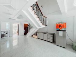 Blk 340 Jurong East Avenue 1 (Jurong East), HDB Executive #580760681